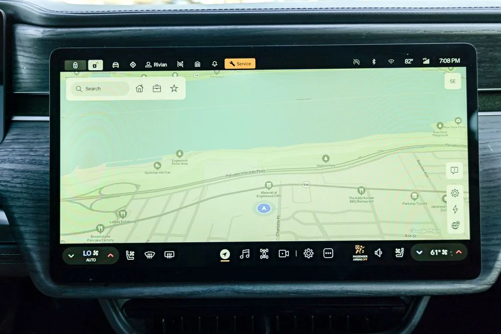 Used 2025 Green Rivian Adventure Dual Motor Standard Pack image 48