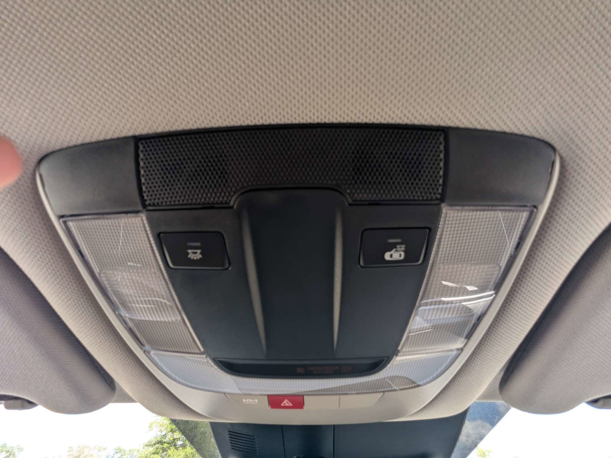 New 2026 Glacial White Kia S image 28