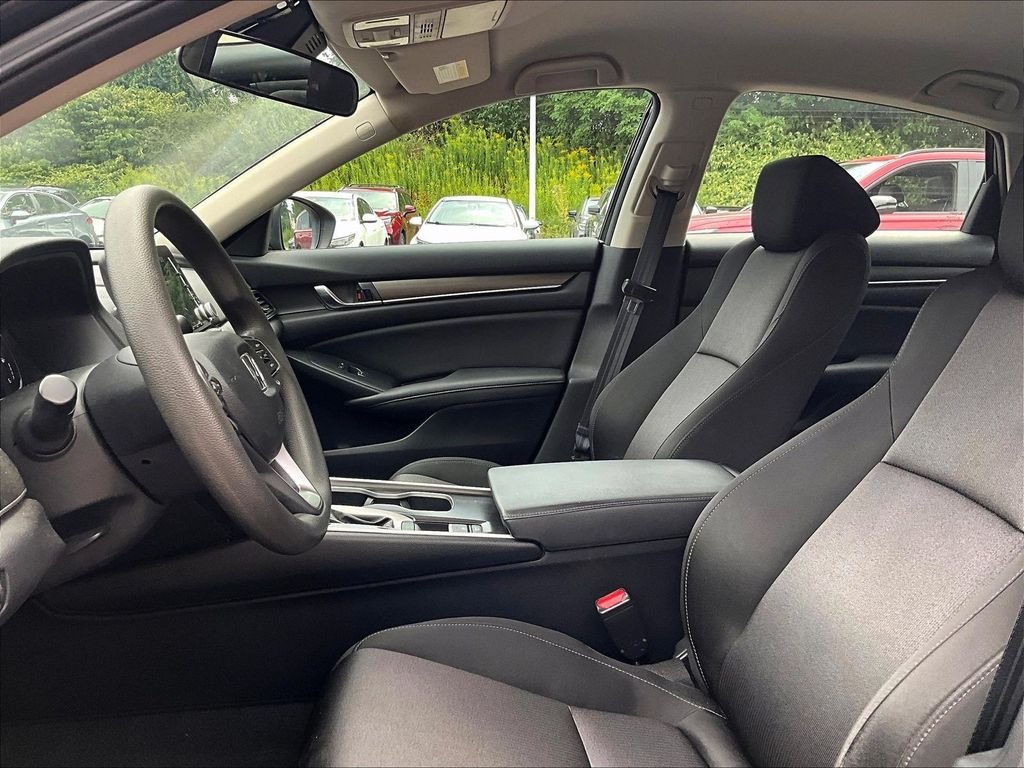 Used 2019 Black Honda LX image 4