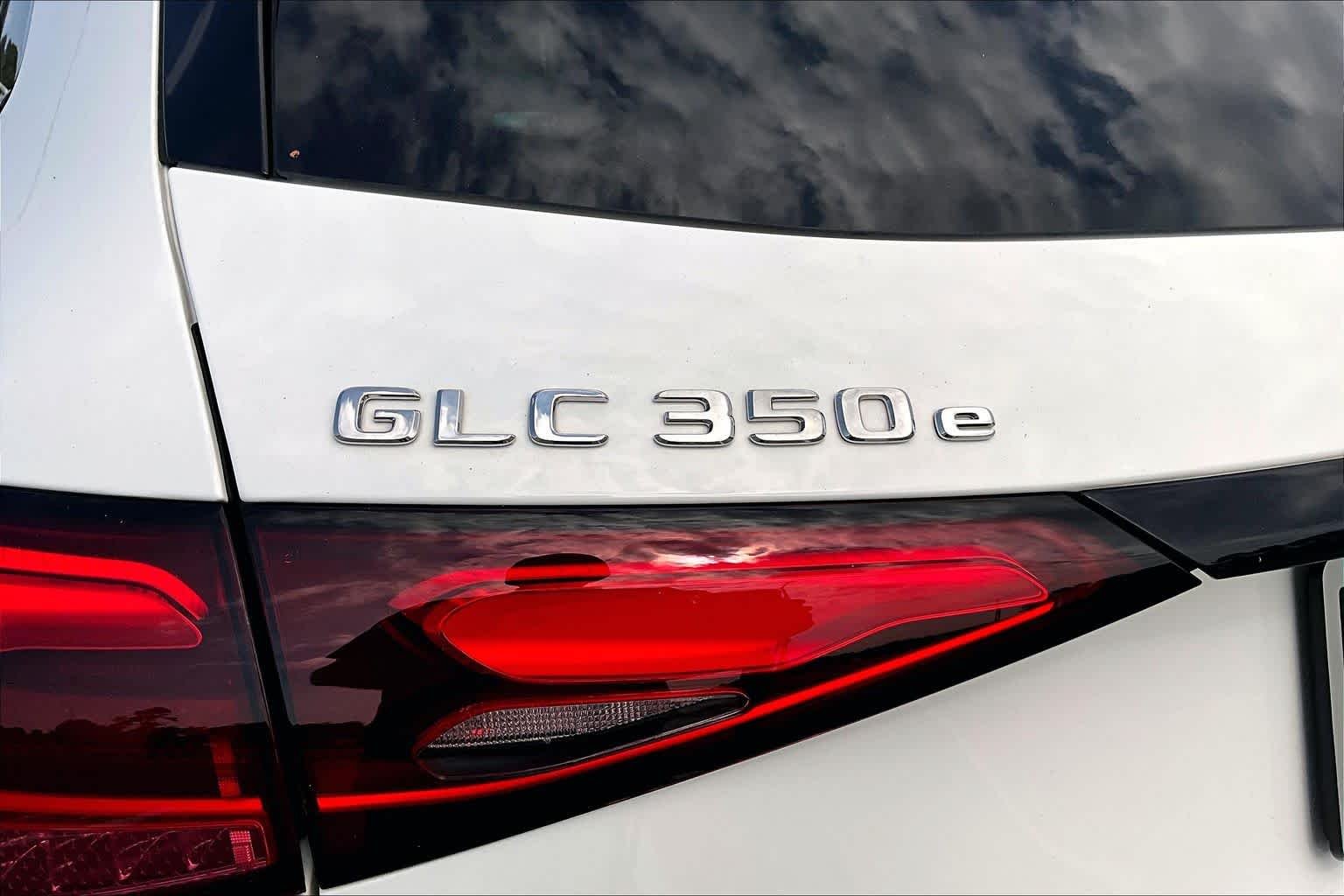2025 Mercedes-Benz GLC Base - Photo 10
