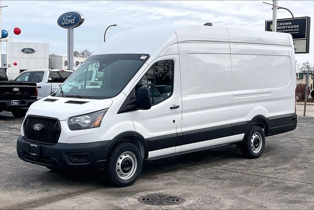 New 2026 Oxford White Ford Cargo Van image 7