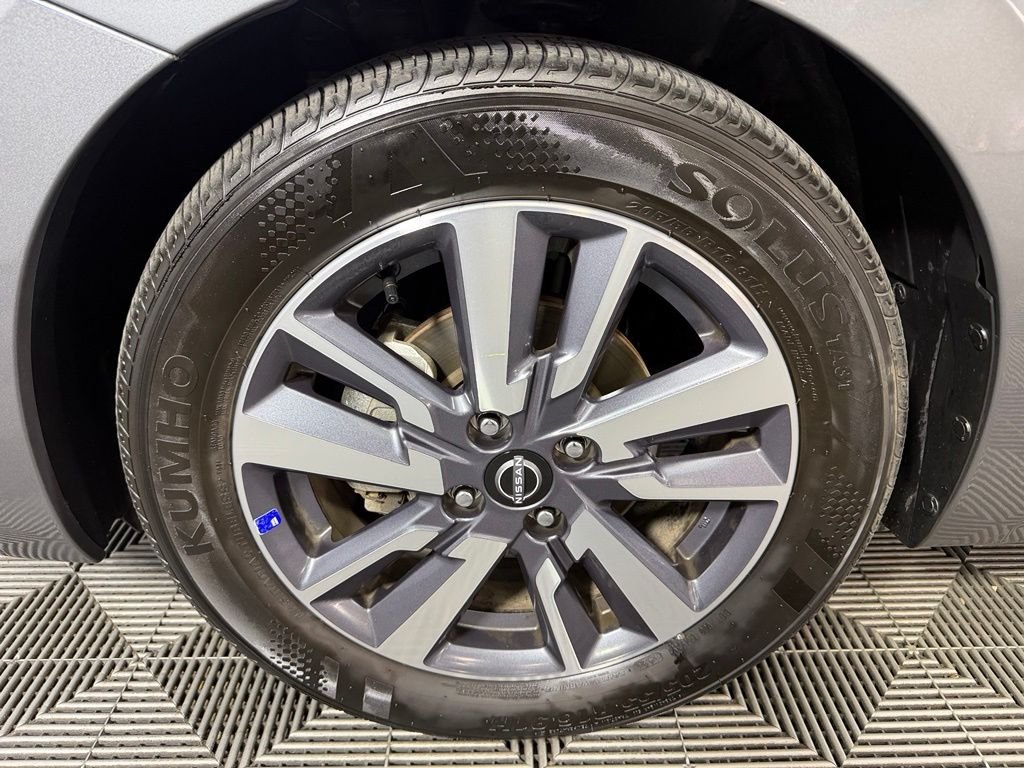 2025 Nissan Versa Sedan SV - Photo 12