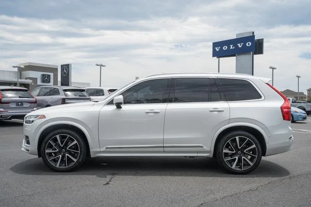 Used 2023 Crystal White Volvo Plus image 4