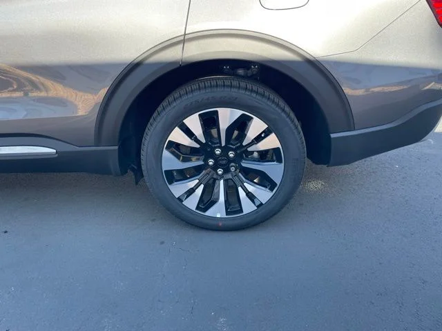 New 2026 Gray Metallic Ford Platinum image 18