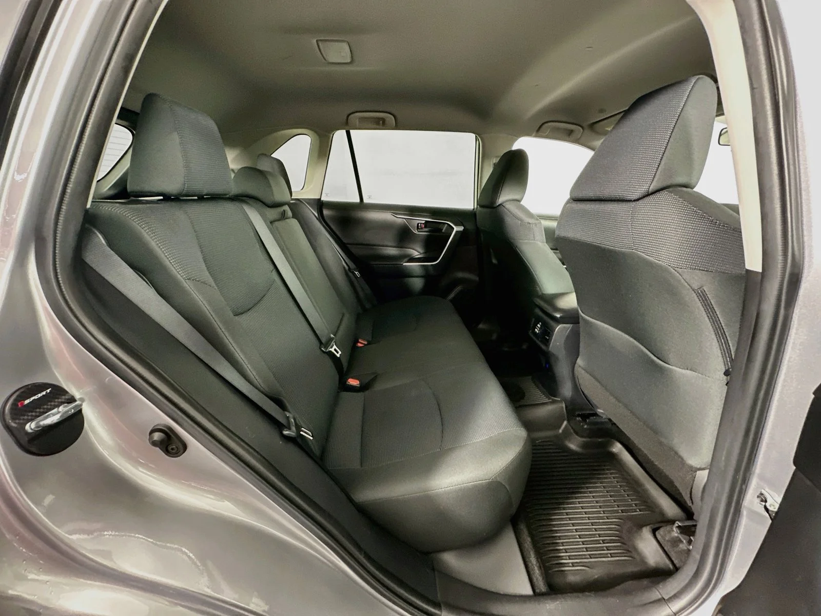 Used 2025 Silver Sky Metallic Toyota LE image 27