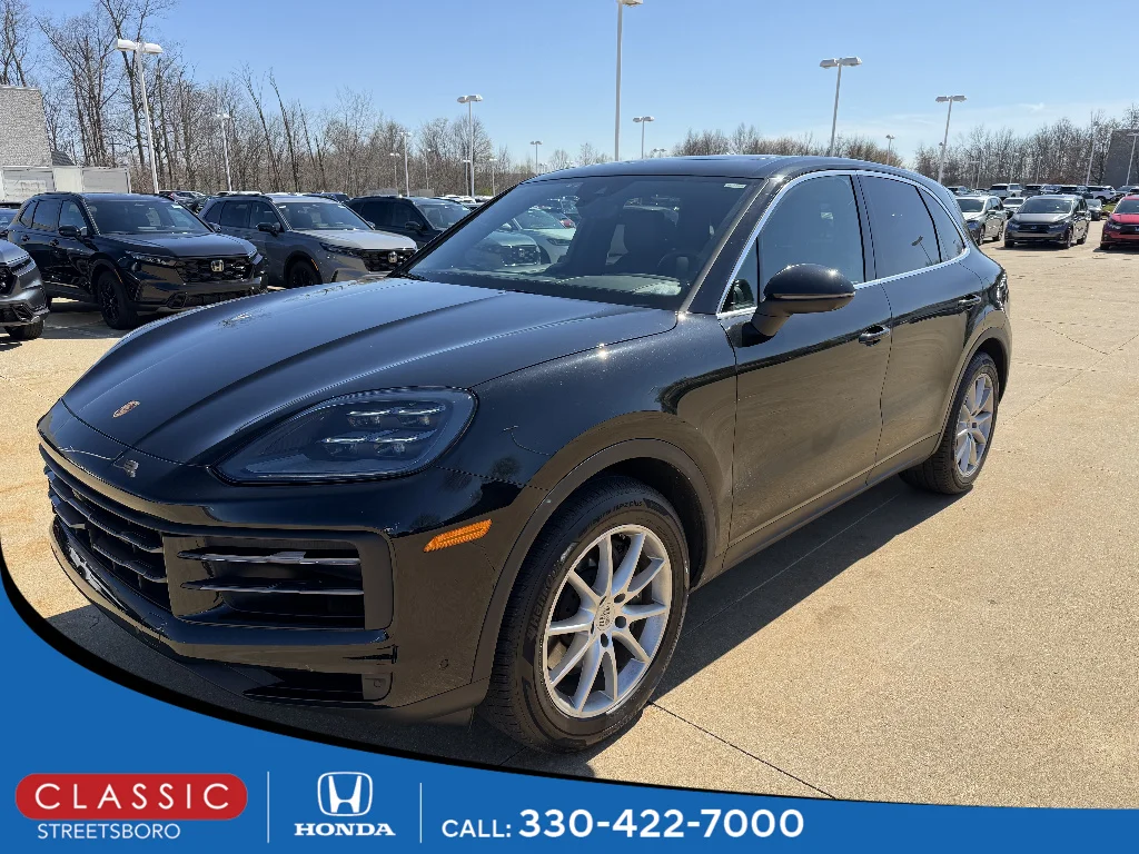 2024 Porsche Cayenne Base