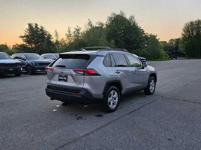 Used 2019 Silver Sky Metallic Toyota XLE image 8