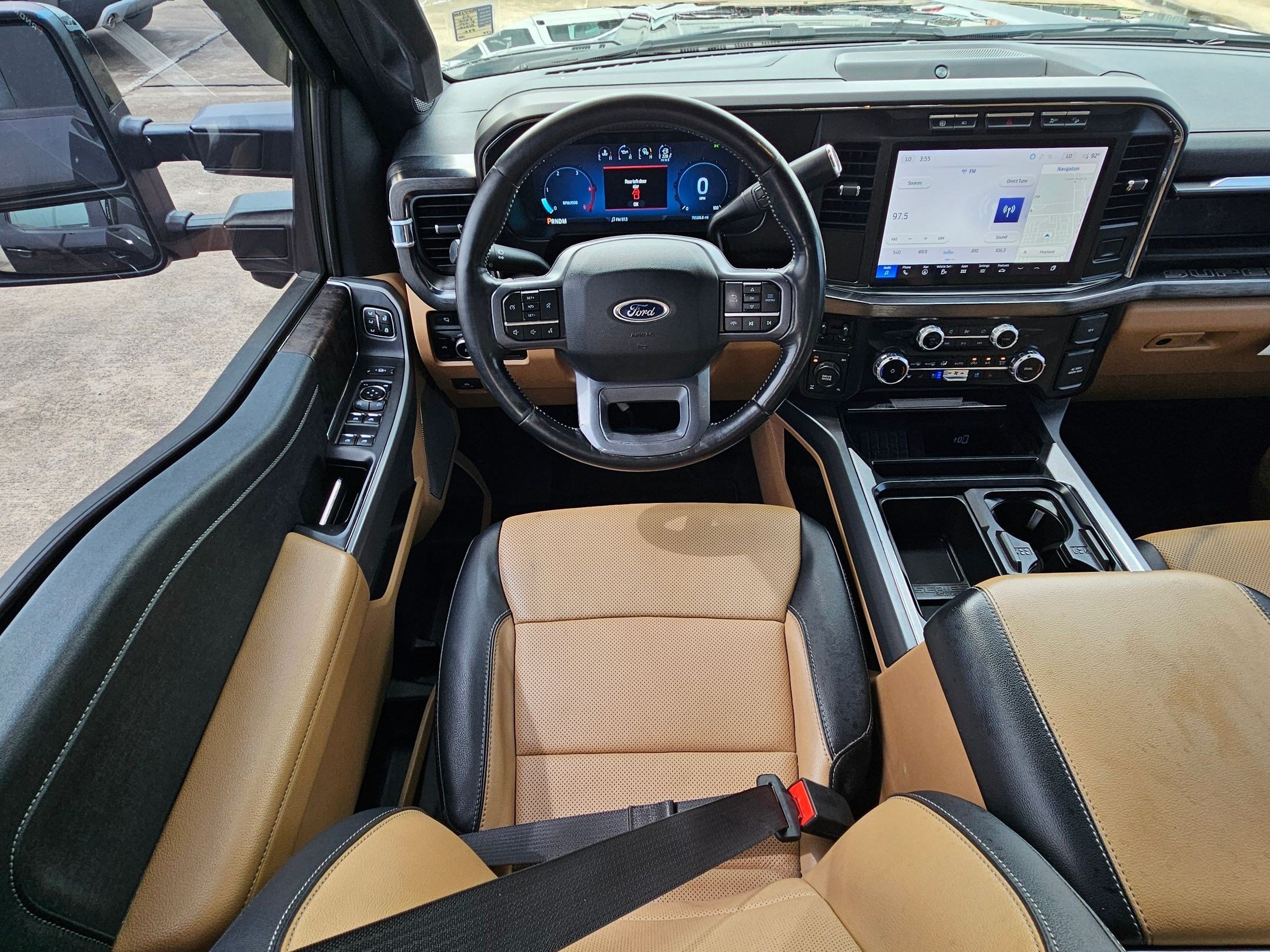 Used 2023 Black Metallic Ford Lariat image 27