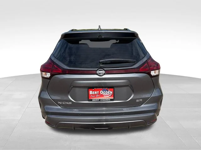 Used 2024 Gray Nissan SR image 7