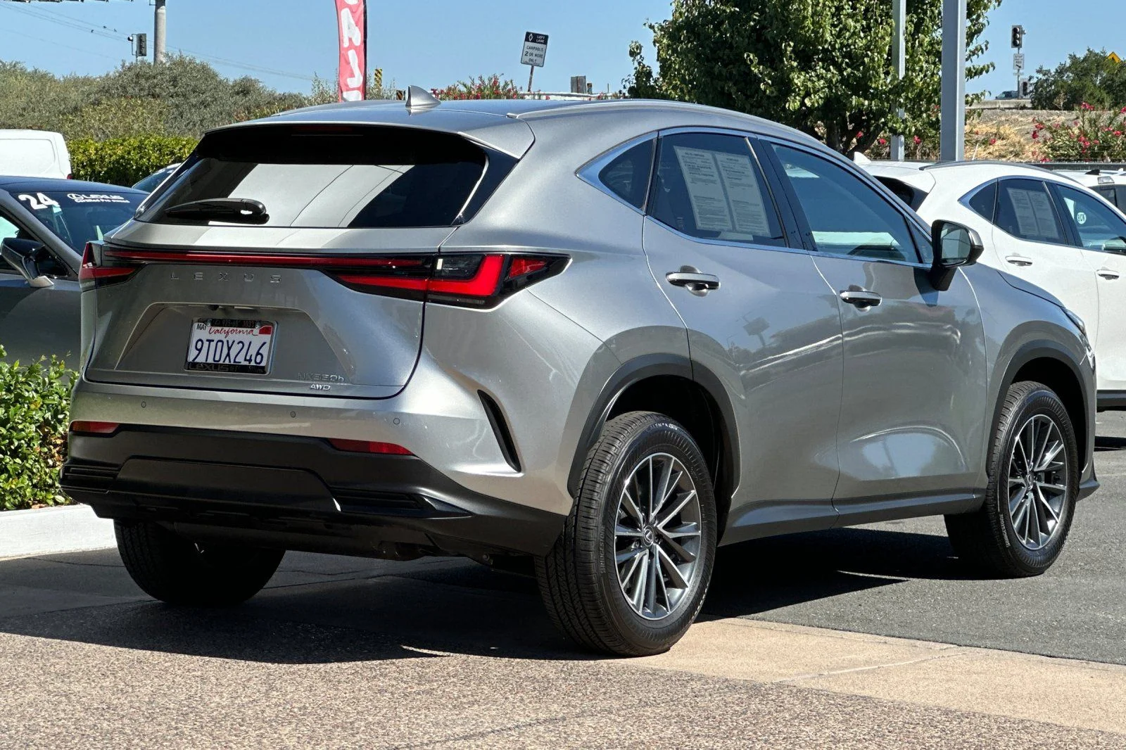 Certified Used 2025 ATOMIC SILVER Lexus 350h Premium image 4
