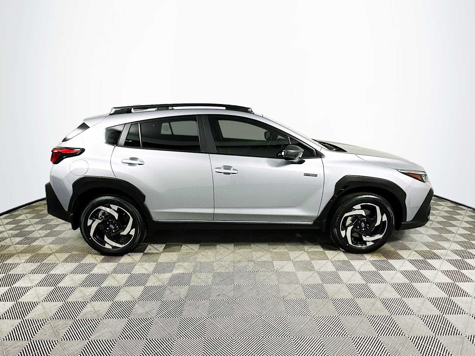 New 2026 ICE SILVER METALLIC Subaru Limited Hybrid image 8