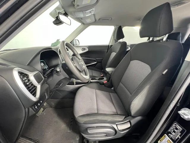 Used 2024 Black Kia LX image 11