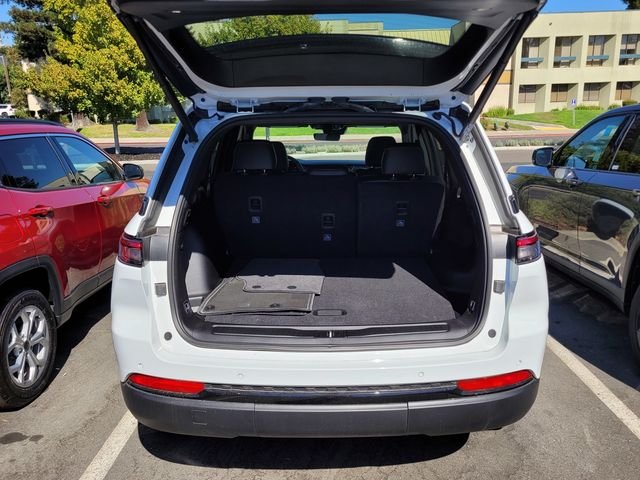 2025 Jeep Grand Cherokee Altitude - Photo 16