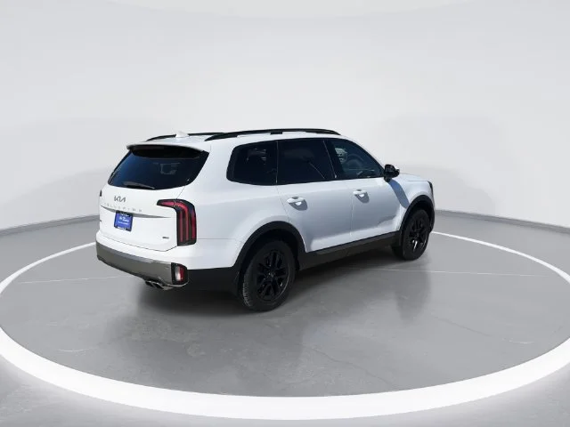 Used 2023 White Kia SX-Prestige X-Pro image 7