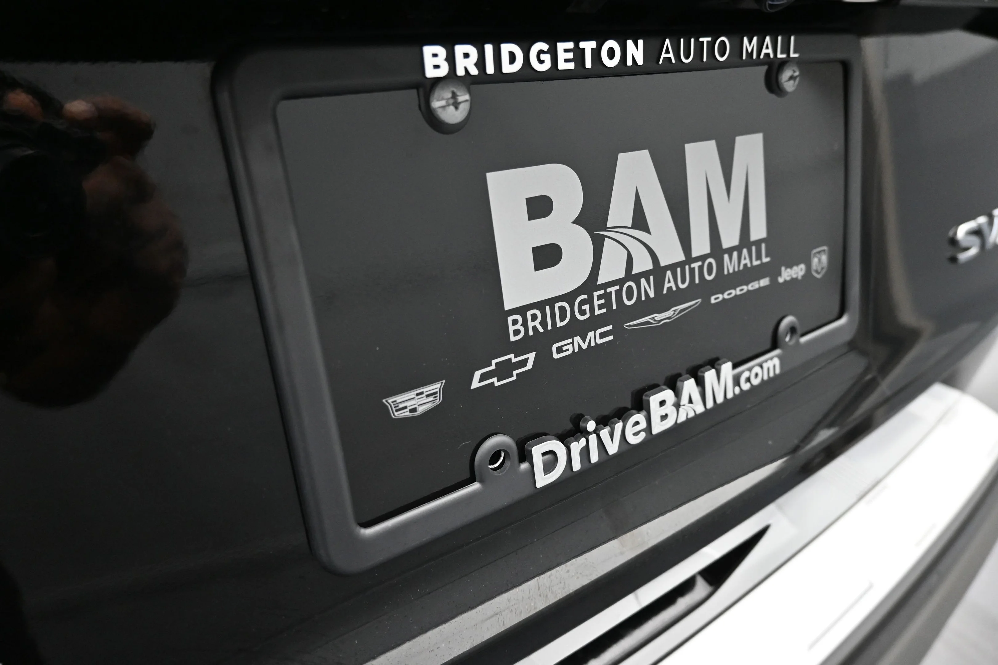 Used 2021 Super Black Nissan SV image 27
