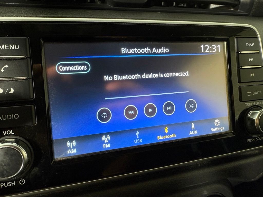 Used 2022 Blue Nissan 1.6 S image 27