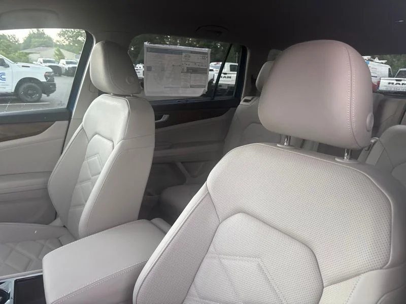 New 2026 Blue Volkswagen 2.0T SE w/Technology image 20