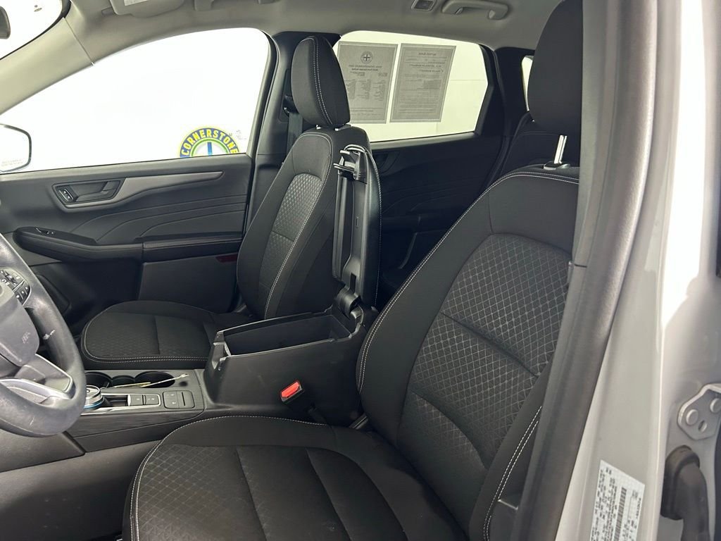 Used 2025 Silver Ford Active image 10