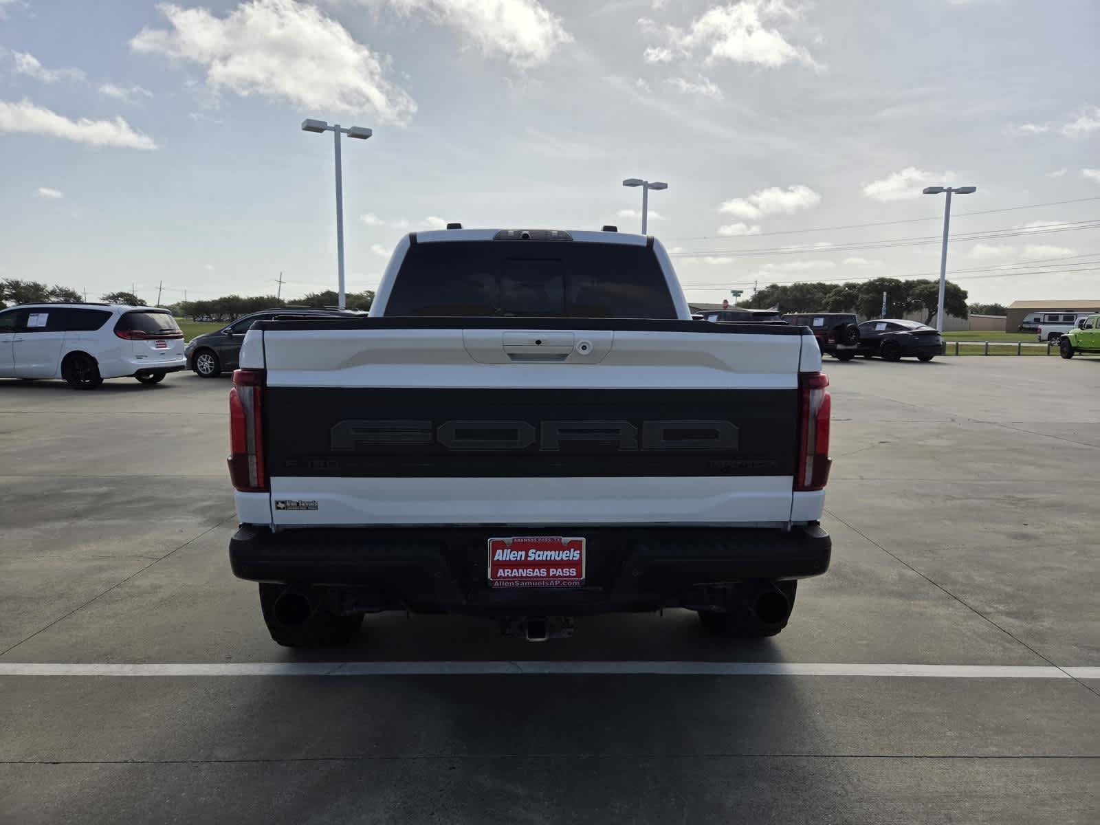 Photo 4