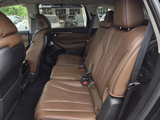 New 2026 Majestic Black Pearl Acura w/Advance Package image 17