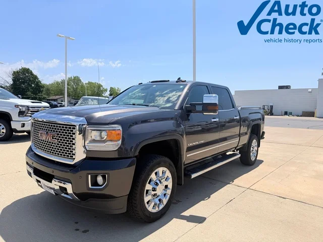 2016 GMC Sierra 2500HD Denali