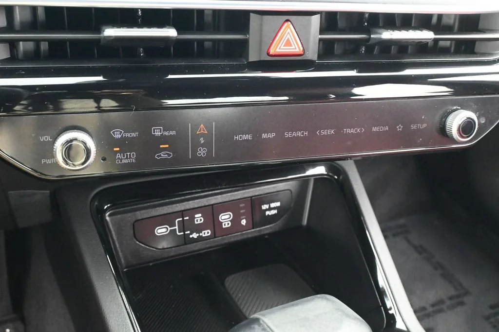 Used 2026 Aurora Black Kia GT-Line image 22