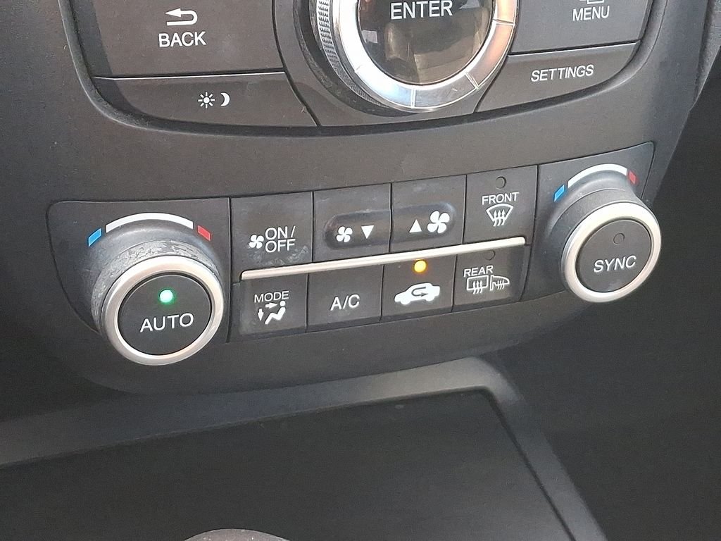Used 2016 Black Acura Base image 17