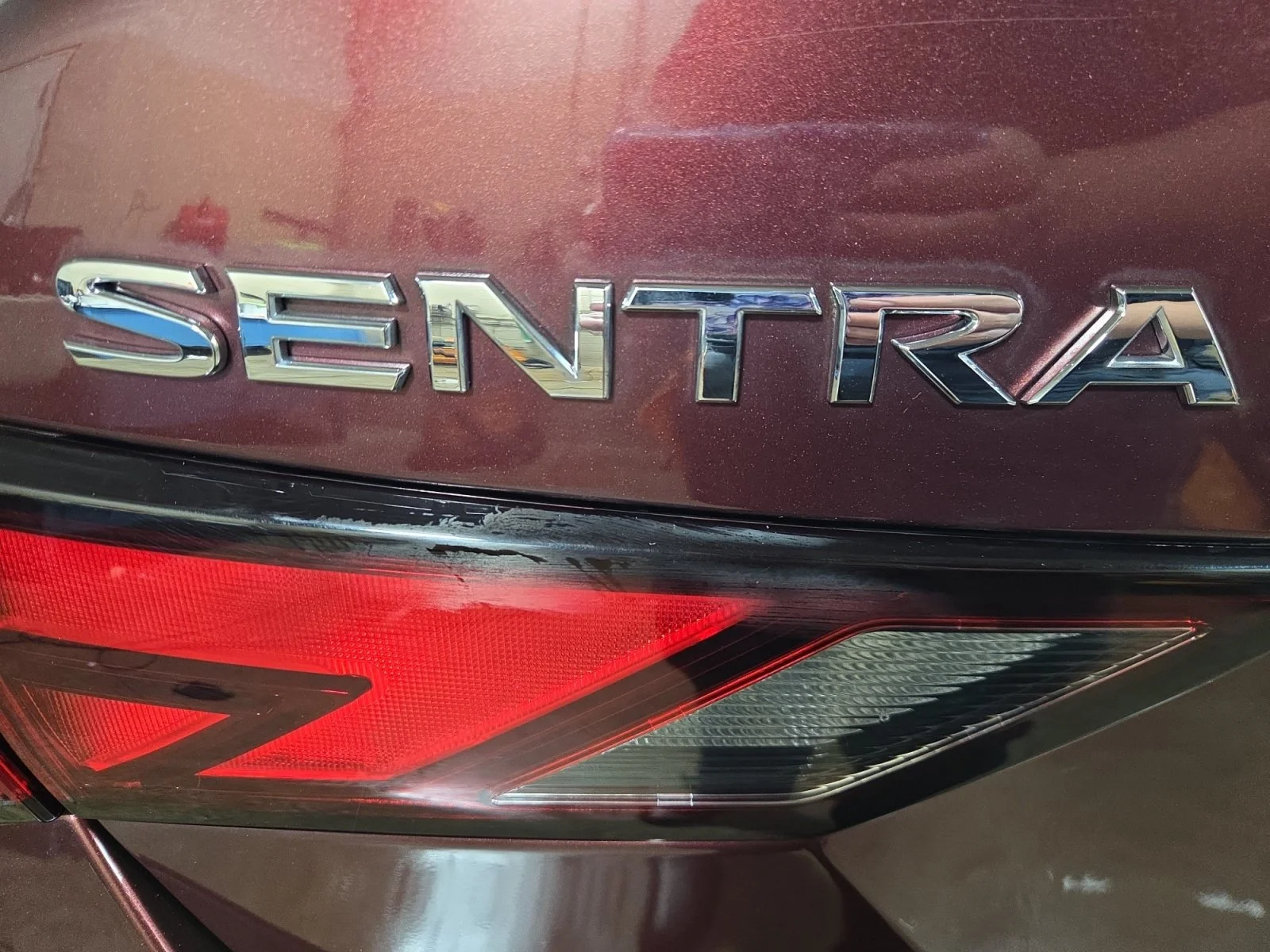 Used 2020 Red Nissan SV image 16