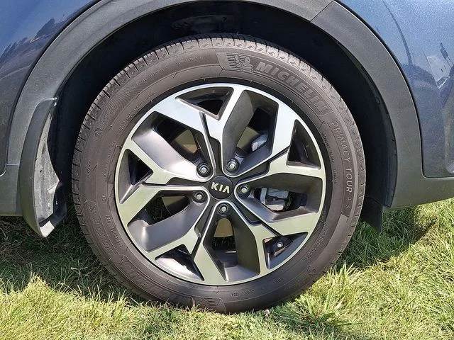 Used 2020 Blue Kia EX image 8