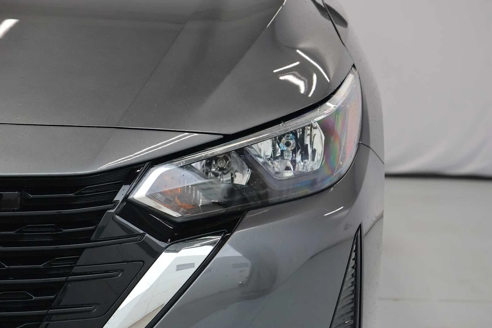 Used 2025 Gun Metallic Nissan SV image 4
