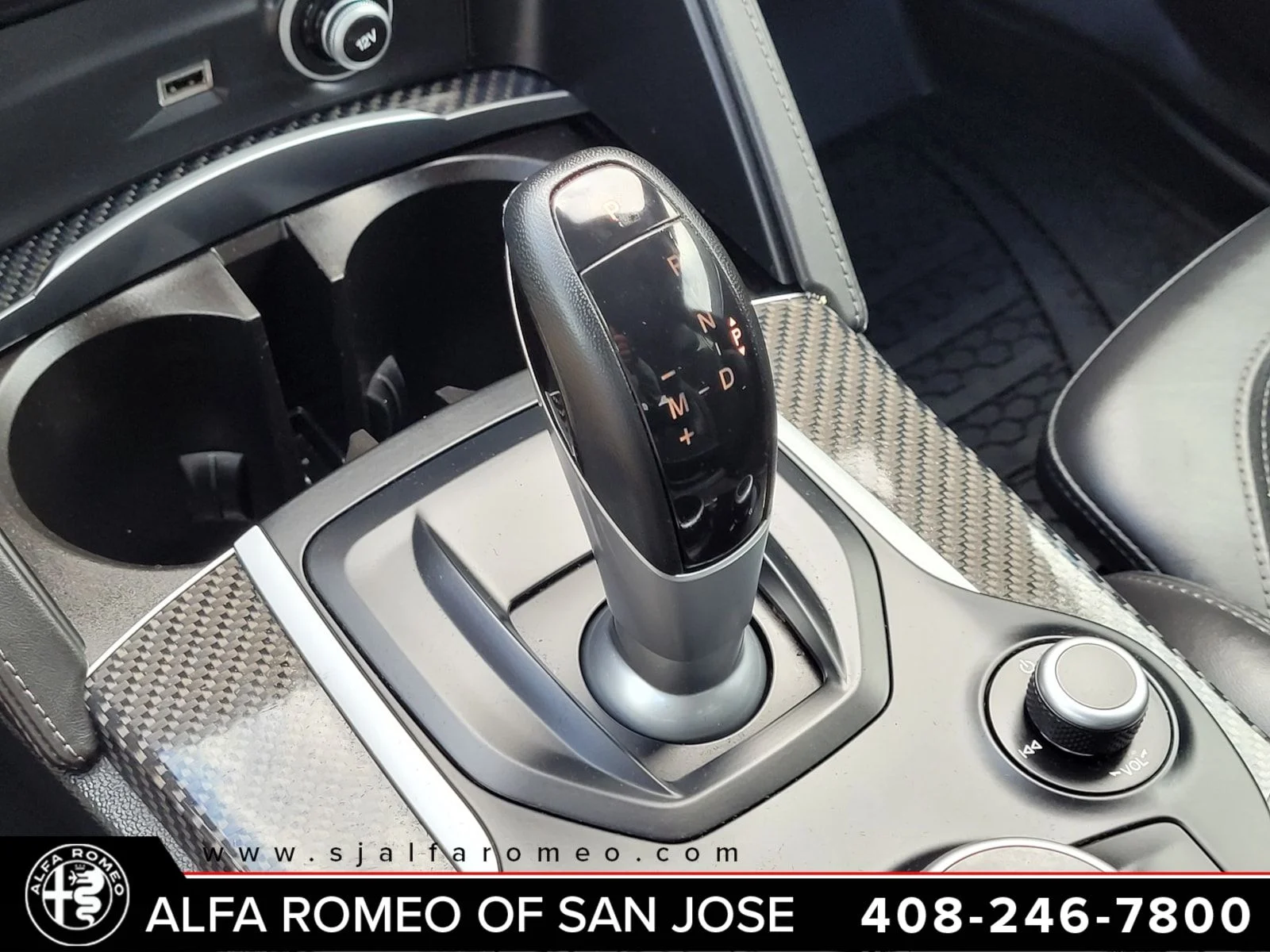 Used 2018 White Alfa Romeo Quadrifoglio image 27