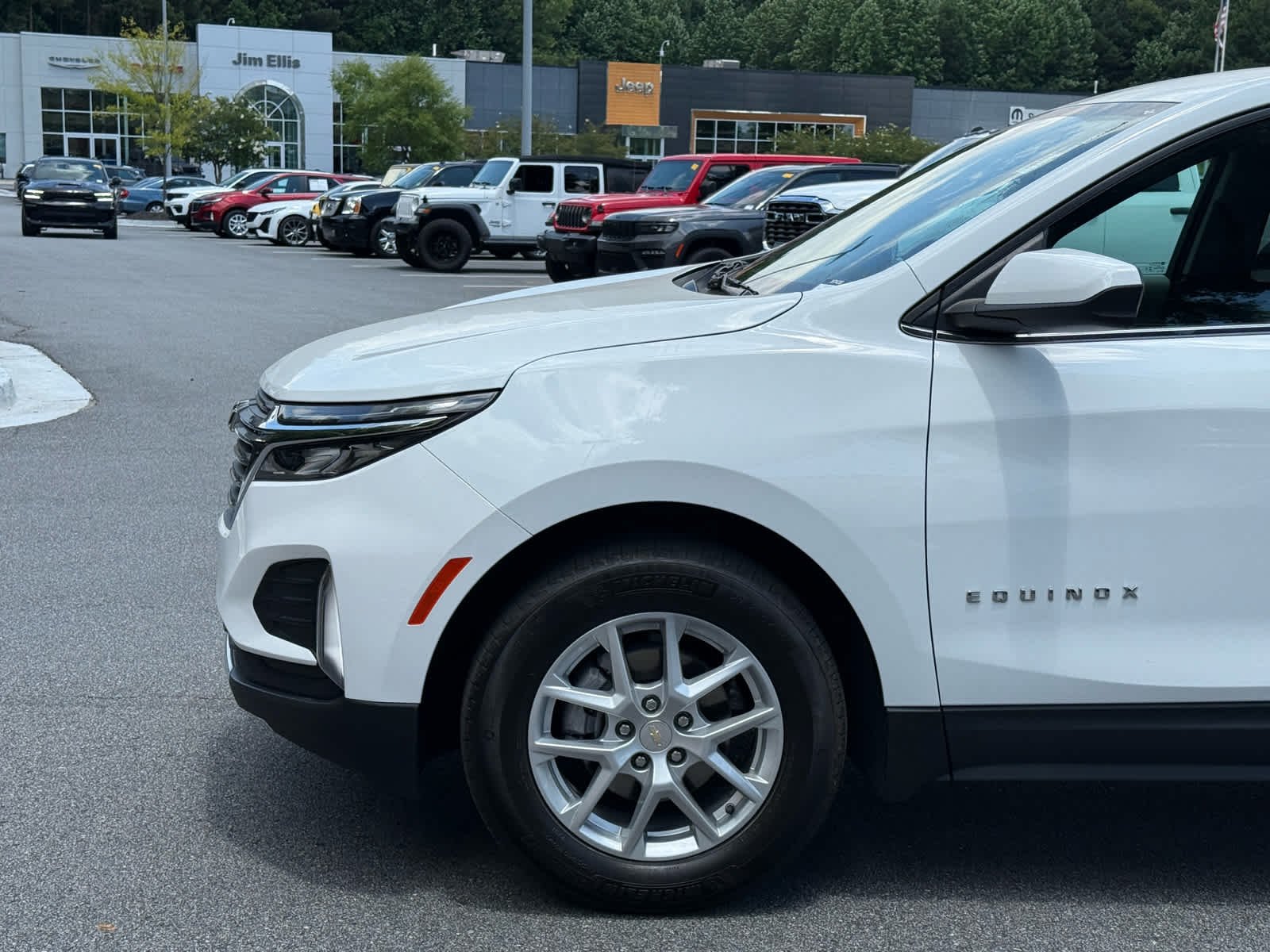 Used 2023 Summit White Chevrolet LT image 11