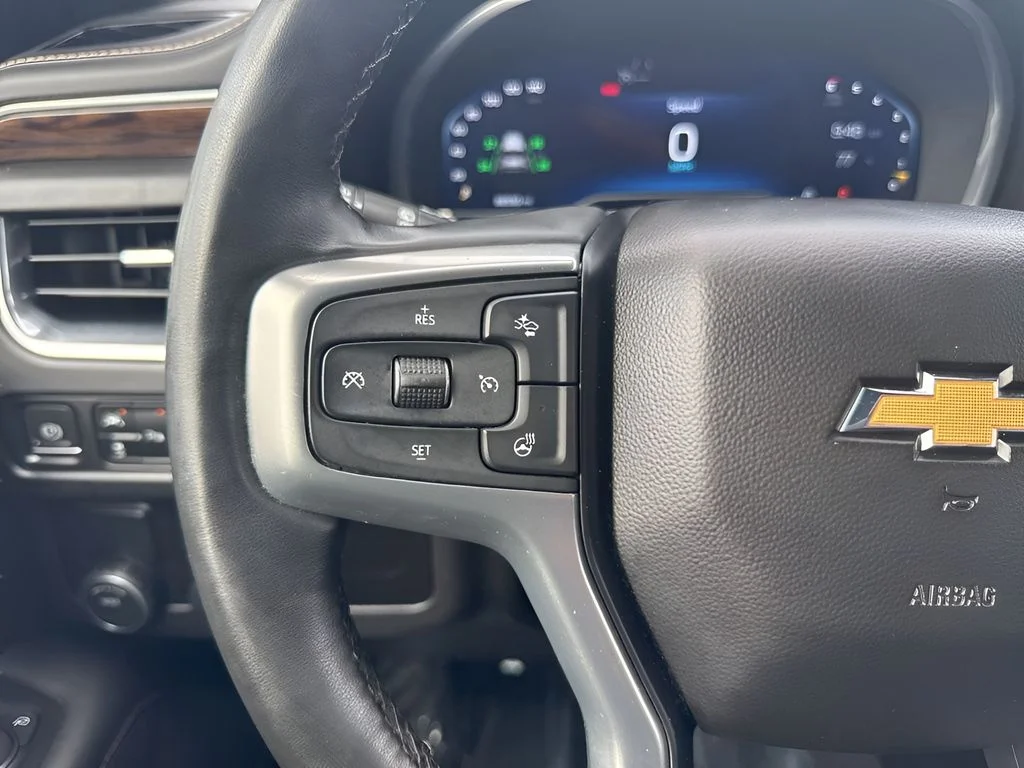 Used 2023 White Chevrolet Premier image 17