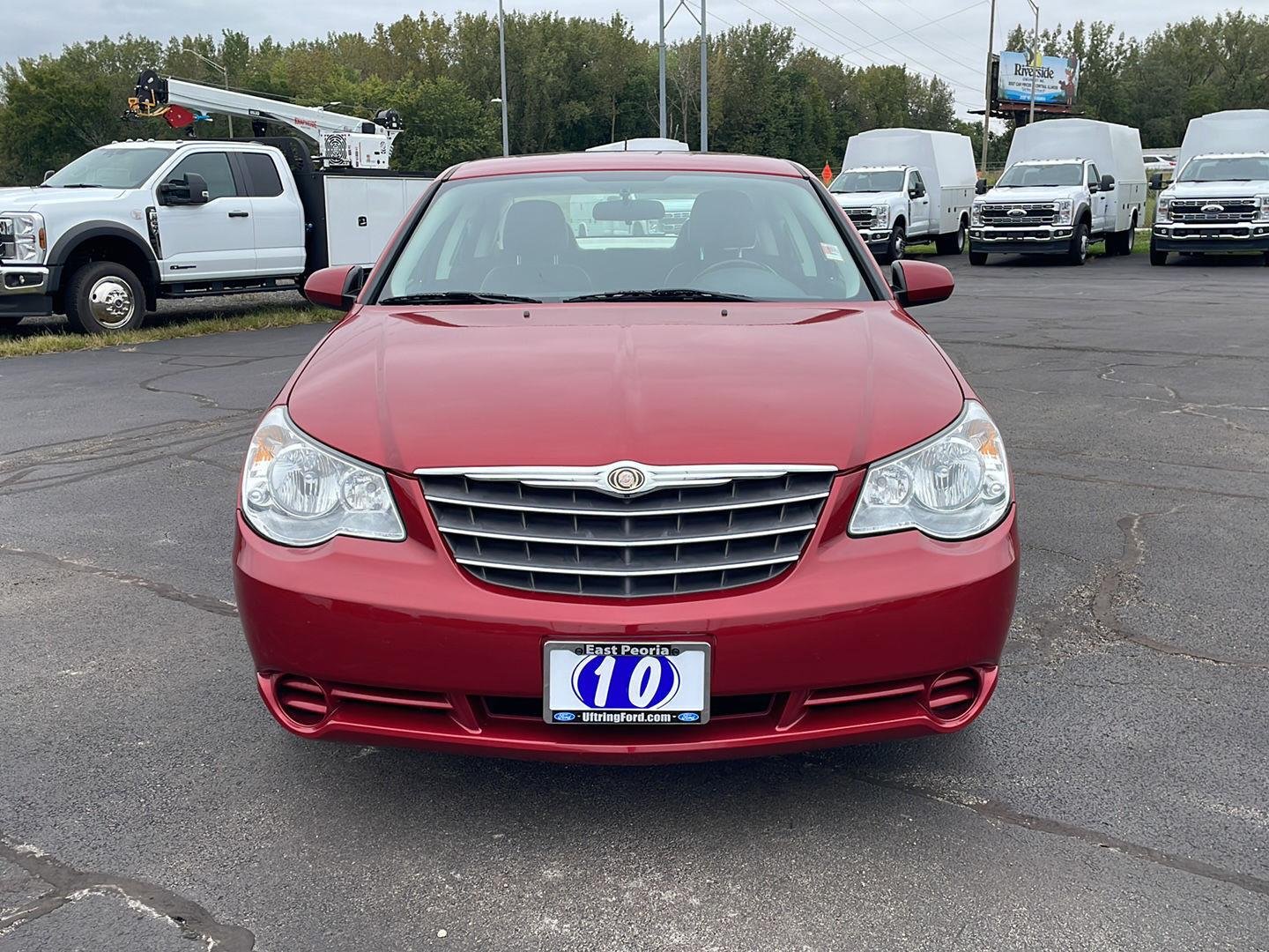 Used 2010 Inferno Red Crystal Pearl Chrysler Limited image 8