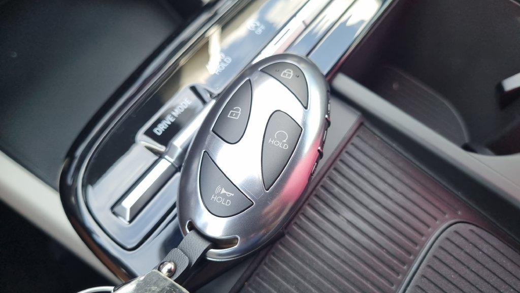 New 2026 Silver Hyundai Limited FWD image 54