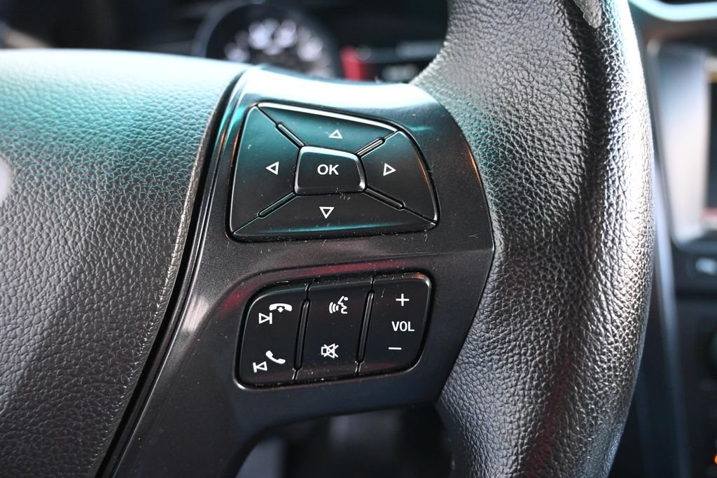 Used 2016 Shadow Black Ford XLT image 33
