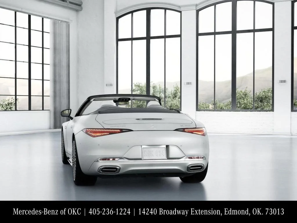 New 2026 MANUFAKTUR moonlight white magno (White Ambiance) Mercedes-Benz Maybach SL 680 image 68