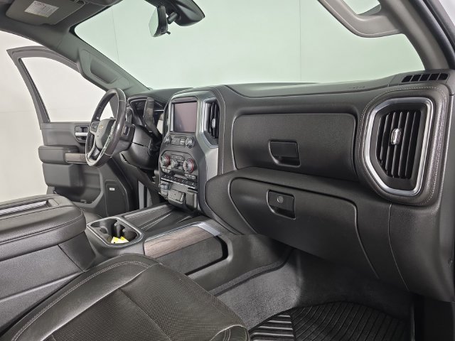Used 2020 SUMMIT WHITE Chevrolet LTZ image 33