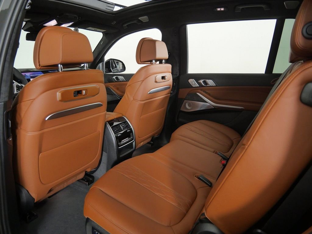 New 2027 Dravit Grey Metallic BMW xDrive40i image 34