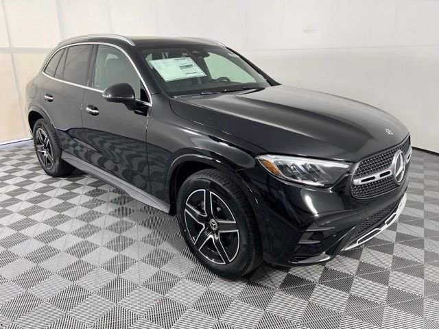 2026 Mercedes-Benz GLC GLC 300 4MATIC's photo