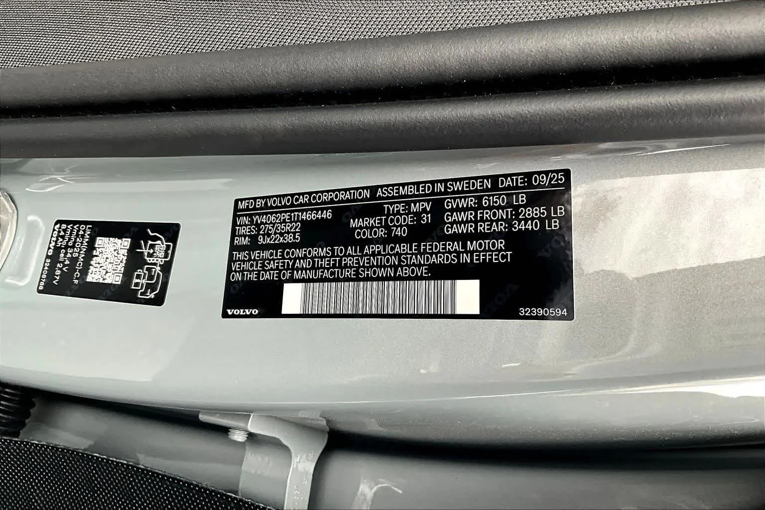 New 2026 Vapour Grey Volvo Plus image 12