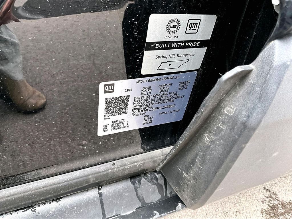 Used 2023 Black GMC AT4 image 27
