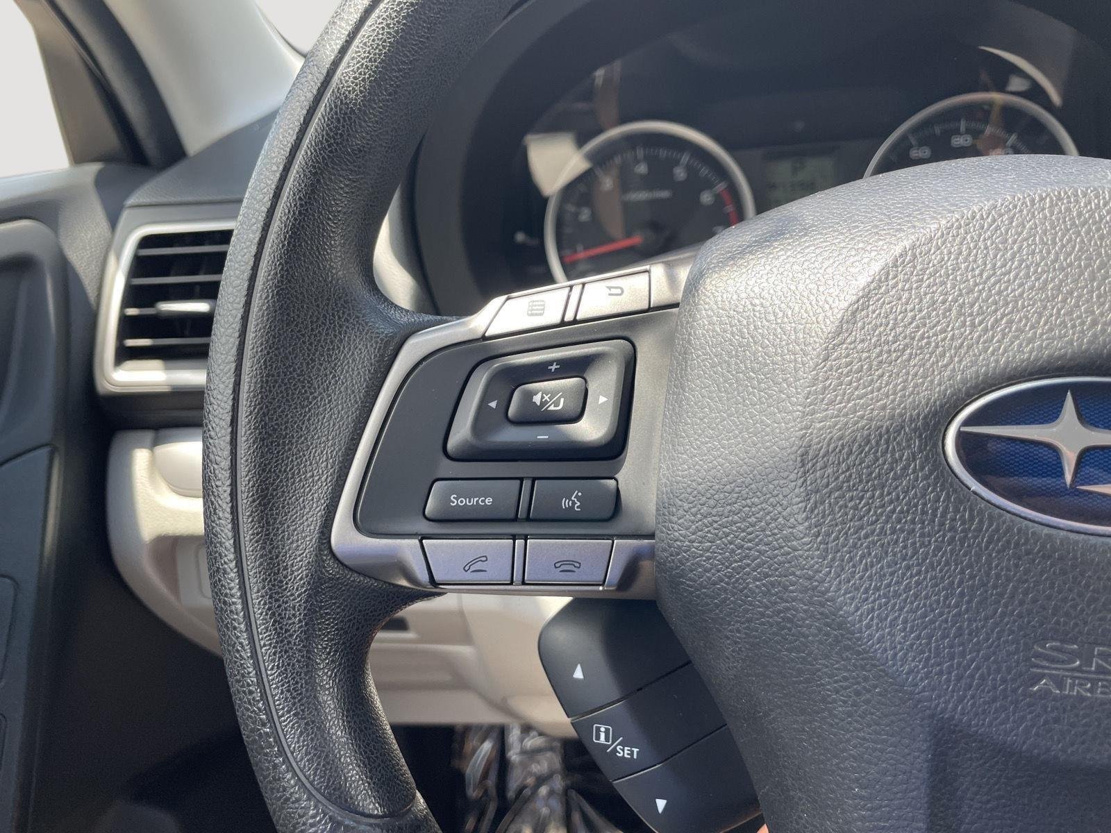 Used 2016 Dark Gray Metallic Subaru 2.5i Premium image 17