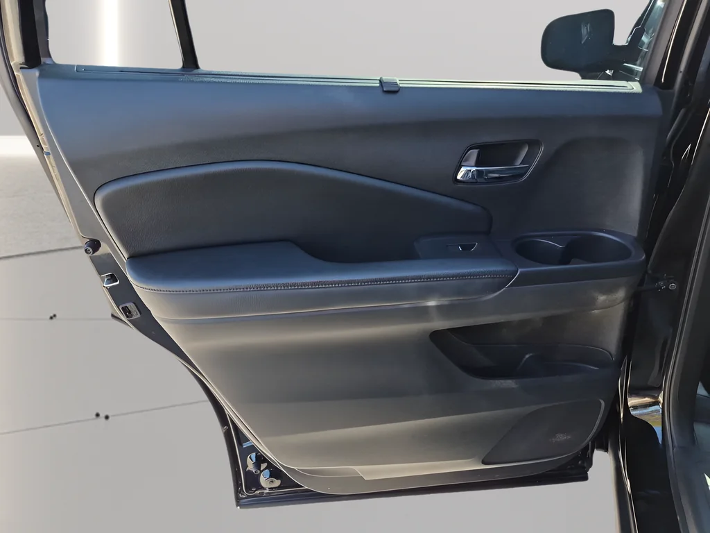 Used 2022 Black Honda Touring image 34