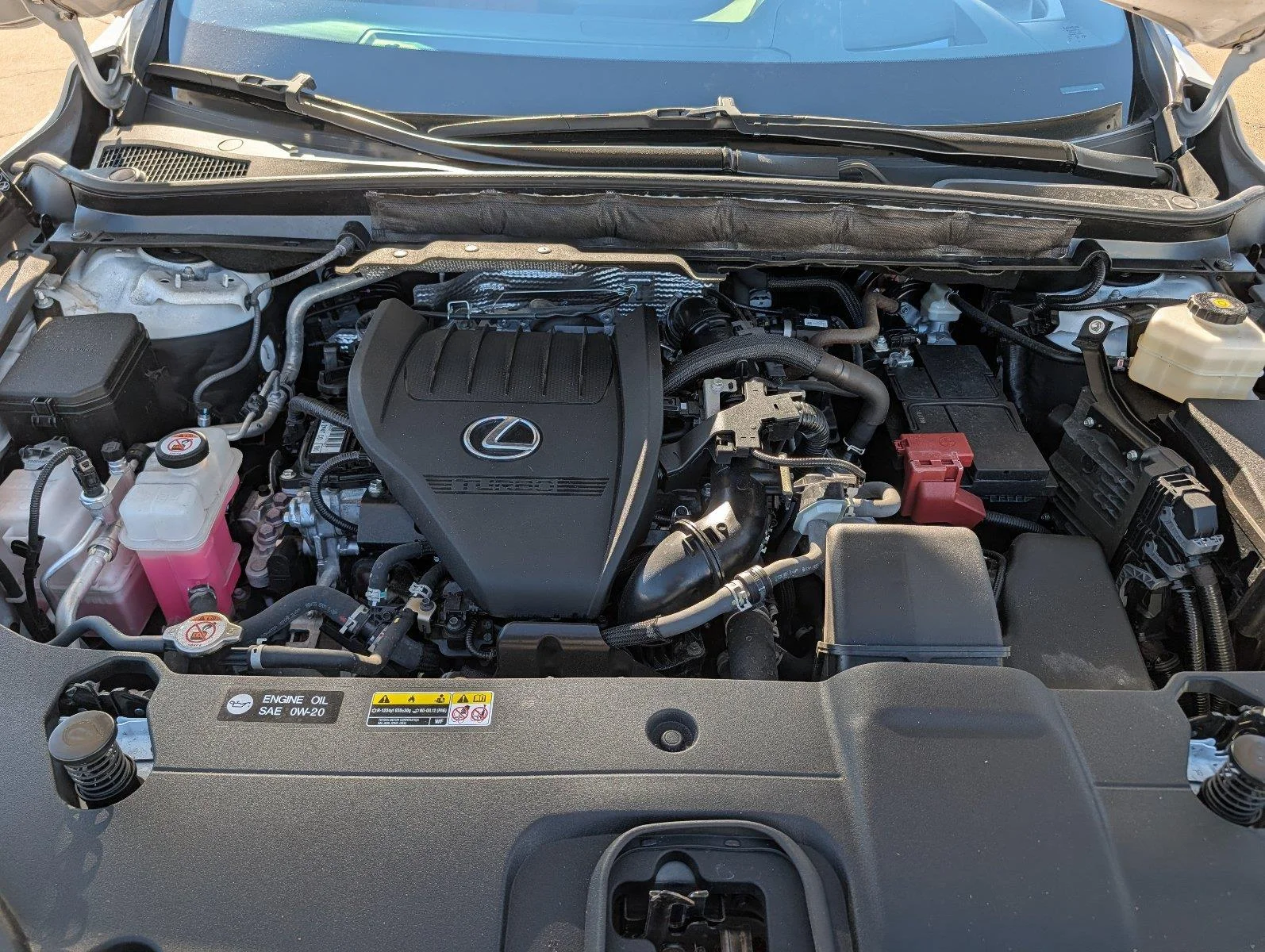 Used 2024 Ultra White Lexus RX 350 F SPORT Handling image 32