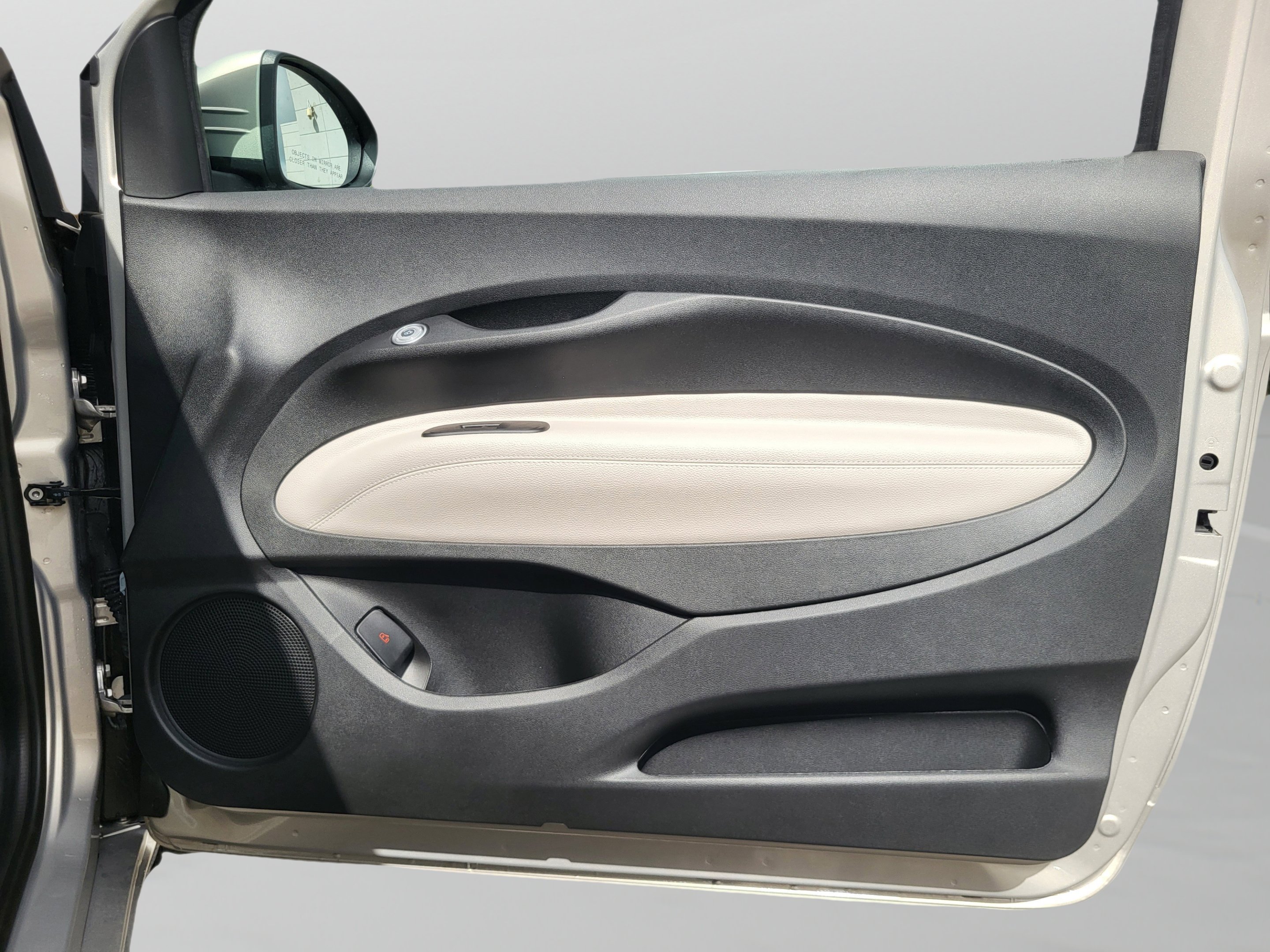 2025 FIAT 500e Base - Photo 37