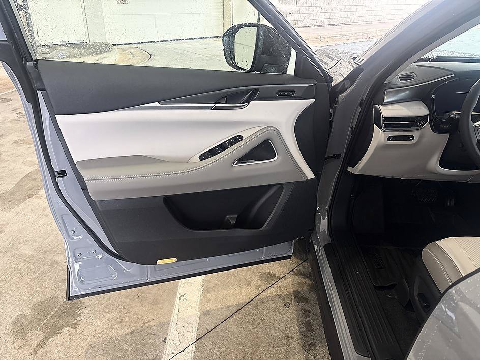 New 2027 HARBOR GRAY INFINITI LUXE image 11