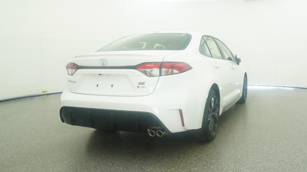 New 2026 Ice Cap Toyota Hybrid SE image 15