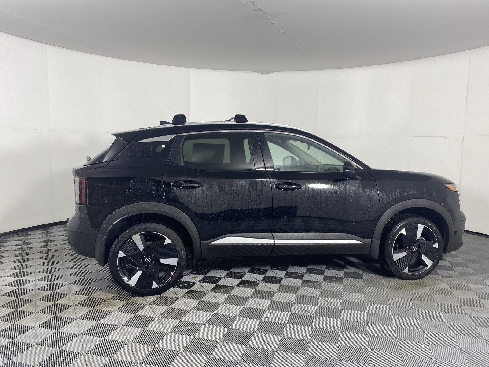 New 2026 Super Black Nissan SR image 18