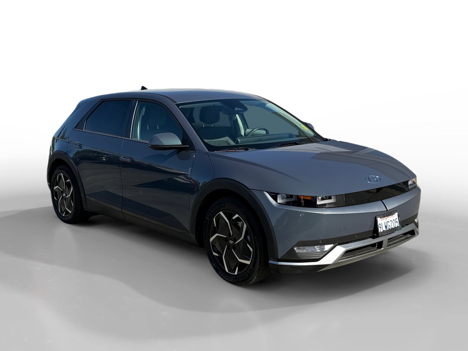 Used 2024 Teal Hyundai SEL image 7